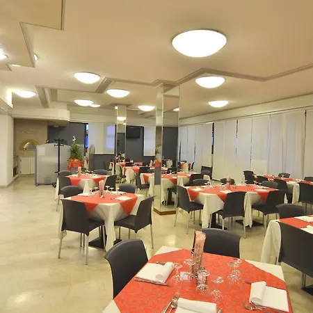 Oasi Hotel Hotel 3*