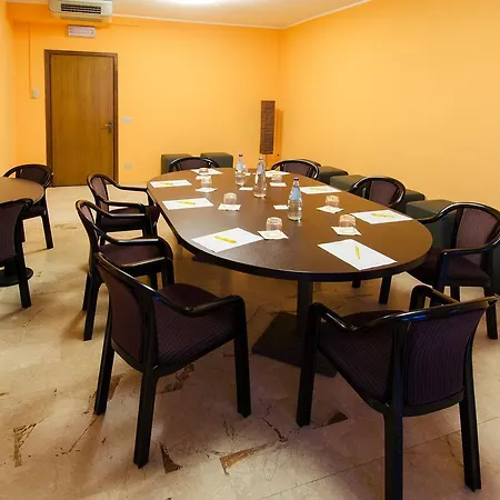 Oasi Hotel Hotel Conselve