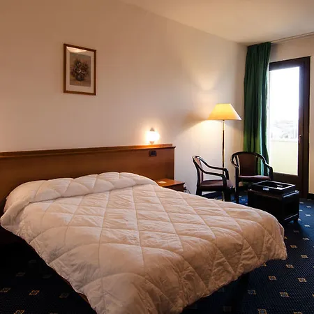 Hotel Oasi Hotel
