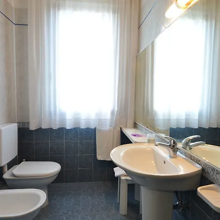 Oasi Hotel 3*
